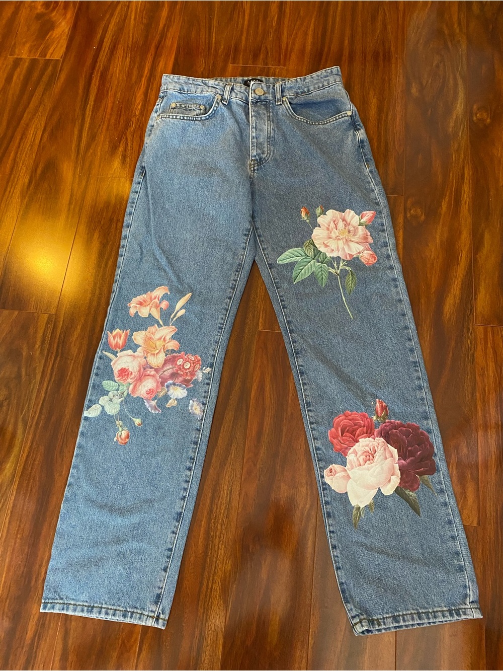 Boohooman Vintage-Inspired Cotton Blue Floral Jeans size 32